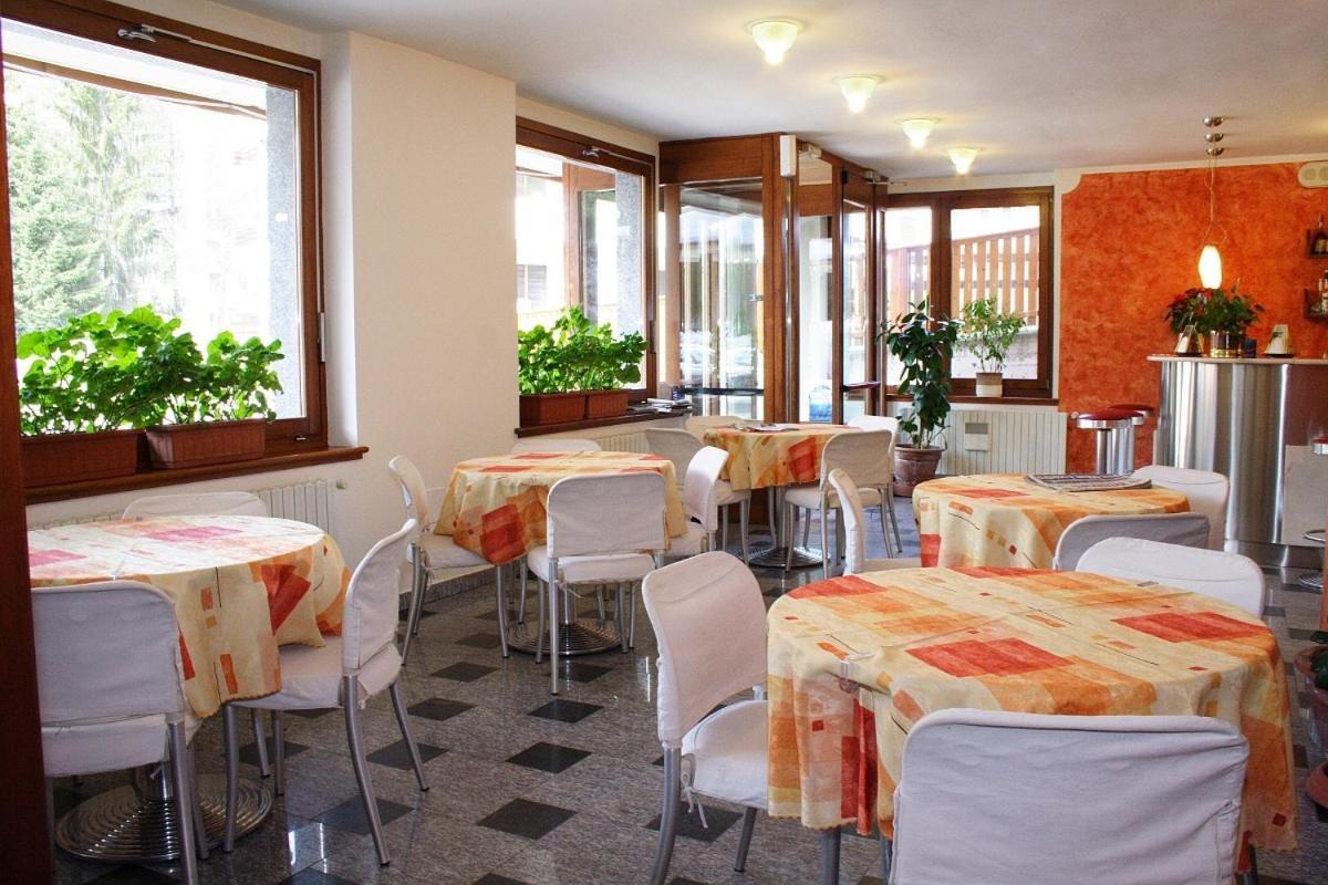 Hotel Derby Aprica Eksteriør bilde