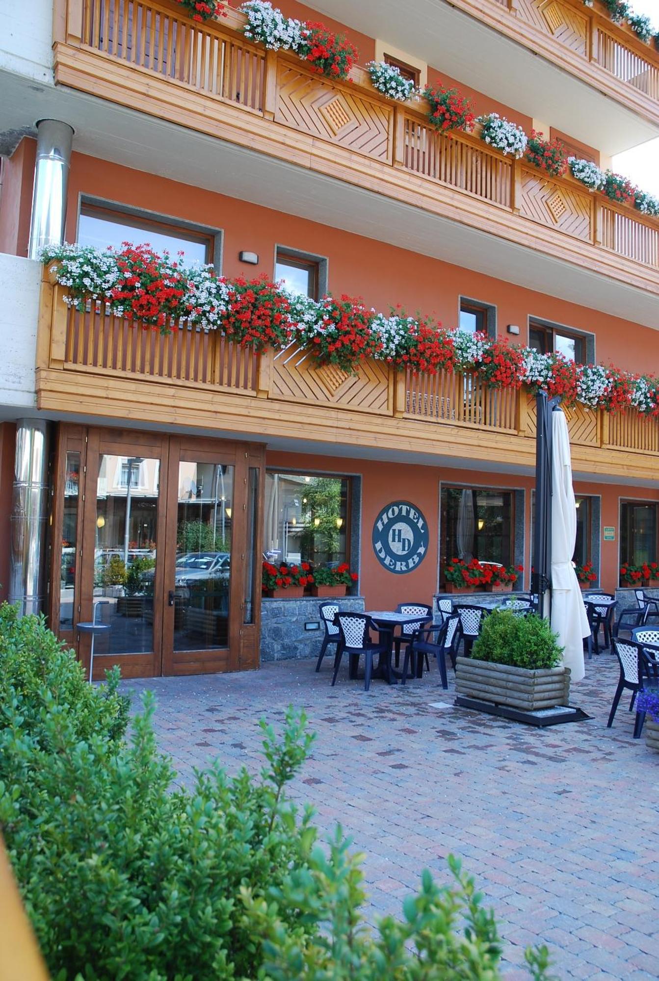 Hotel Derby Aprica Eksteriør bilde